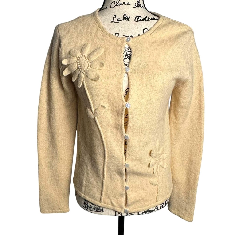 Vtg Lambswool Cardigan Sweater Buttercream Yellow 3D Appliques Twee